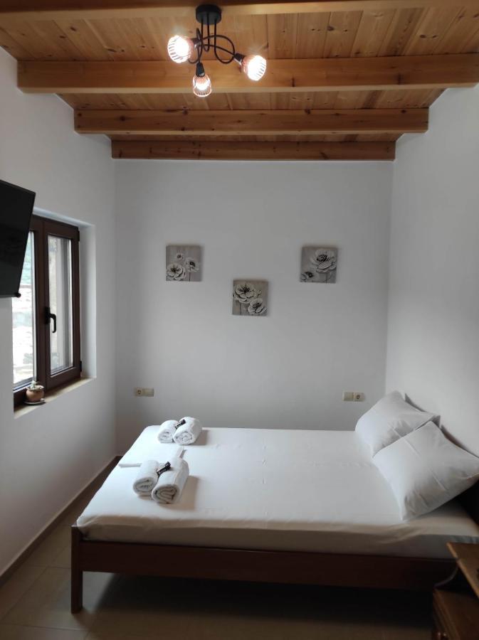 Alexander'S Cottage Limni  外观 照片